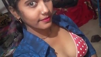 Baise Village In India With Indian Girls In Panties