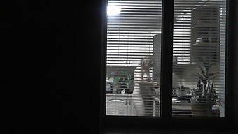 Naked In Public: A Voyeur'S View Of A Sexy Neighbor
