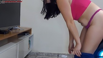 La Danza Della Figliastra Porta A Un Intenso Desiderio Di Figa